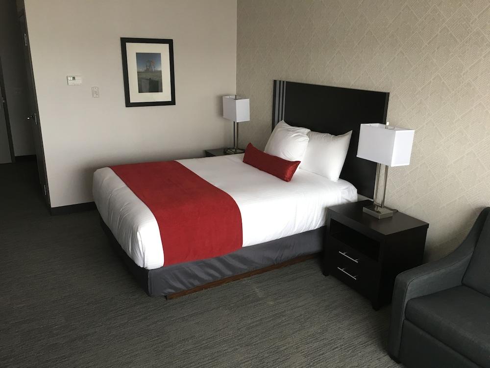 Park Inn By Radisson Edmonton Airport Ледюк Екстериор снимка