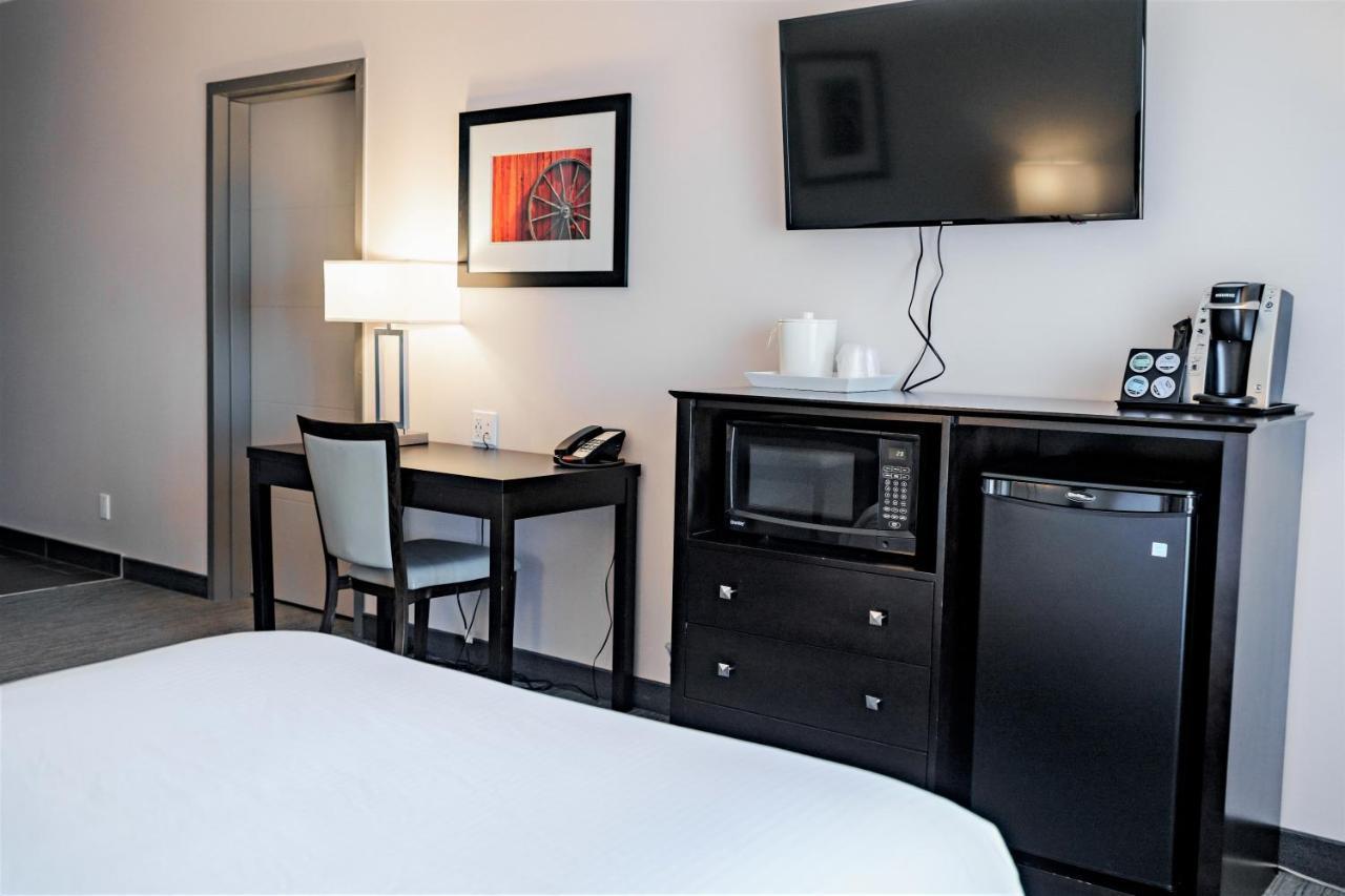 Park Inn By Radisson Edmonton Airport Ледюк Екстериор снимка
