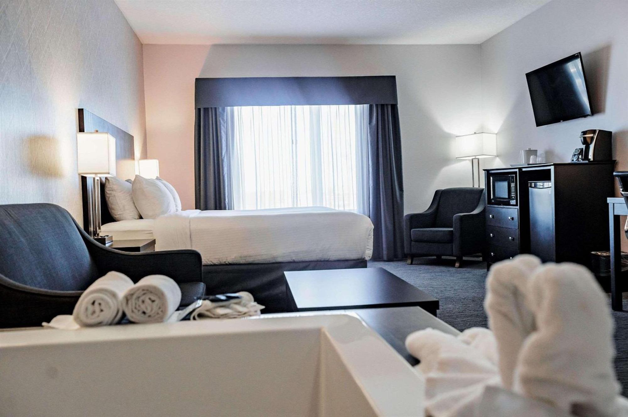 Park Inn By Radisson Edmonton Airport Ледюк Екстериор снимка